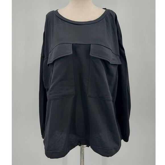 BLOOMCHIC Tops - BLOOMCHIC SZ 12 black long sleeve font pocket drawstring top NWT B132